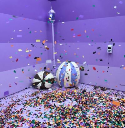 미국 컬러 팩토리 사진